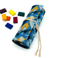 Φόρτωση εικόνας στο εργαλείο προβολής Συλλογής, Χειροποίητη Waldorf κασετίνα από βαμβακερά ύφασματα με θέμα Brushstrokes