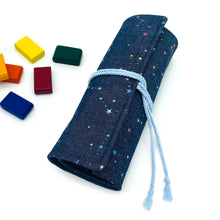 Φόρτωση εικόνας στο εργαλείο προβολής Συλλογής, Χειροποίητη Waldorf κασετίνα από βαμβακερά ύφασματα με θέμα foil αστεράκια