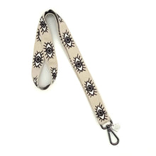 Φόρτωση εικόνας στο εργαλείο προβολής Συλλογής, Χειροποίητο μπρελόκ λαιμού από υφαντό ιμάντα, μεταλλικό γάντζο και μεταλλικό διακοσμητικό στοιχείο.