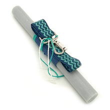 Φόρτωση εικόνας στο εργαλείο προβολής Συλλογής, Πασχαλινή χειροποίητη λαμπάδα γκρι με μπρελόκ και μεταλλική σφυρίχτρα