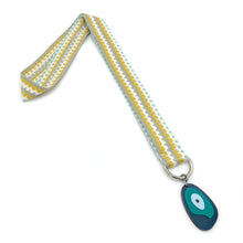 Φόρτωση εικόνας στο εργαλείο προβολής Συλλογής, Χειροποίητο μπρελόκ λαιμού από υφαντό ιμάντα, μεταλλικό κρίκο και plexi glass διακοσμητικό στοιχείο.