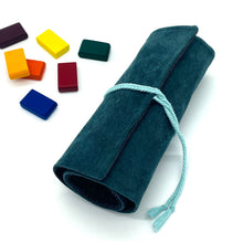 Φόρτωση εικόνας στο εργαλείο προβολής Συλλογής, Χειροποίητη Waldorf κασετίνα από βαμβακερά ύφασματα με θέμα Petrol