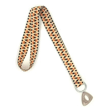 Φόρτωση εικόνας στο εργαλείο προβολής Συλλογής, Χειροποίητο μπρελόκ από υφαντό ιμάντα φάρδους 2,5cm, μεταλλικό κρίκο και ακρυλικό διακοσμητικό στοιχείο.