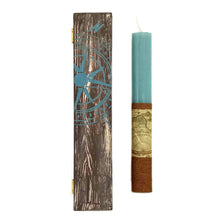 Φόρτωση εικόνας στο εργαλείο προβολής Συλλογής, Πασχαλινή χειροποίητη λαμπάδα με θέμα τα ταξίδια με ξύλινο κουτί αντίστοιχου θέματος.