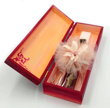 Φόρτωση εικόνας στο εργαλείο προβολής Συλλογής, Πασχαλινή χειροποίητη λαμπάδα για κορίτσι Μπαλαρίνα με ξύλινο κουτί