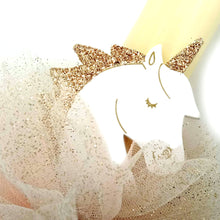 Φόρτωση εικόνας στο εργαλείο προβολής Συλλογής, Πασχαλινή χειροποίητη λαμπάδα με θέμα τον μονόκερο σε χρυσές αποχρώσεις