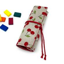 Φόρτωση εικόνας στο εργαλείο προβολής Συλλογής, Χειροποίητη Waldorf κασετίνα από βαμβακερά ύφασματα με θέμα Cherries
