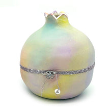 Φόρτωση εικόνας στο εργαλείο προβολής Συλλογής, Χειροποίητο Γούρι Κεραμικό Ρόδι σε παστέλ αποχρώσεις
