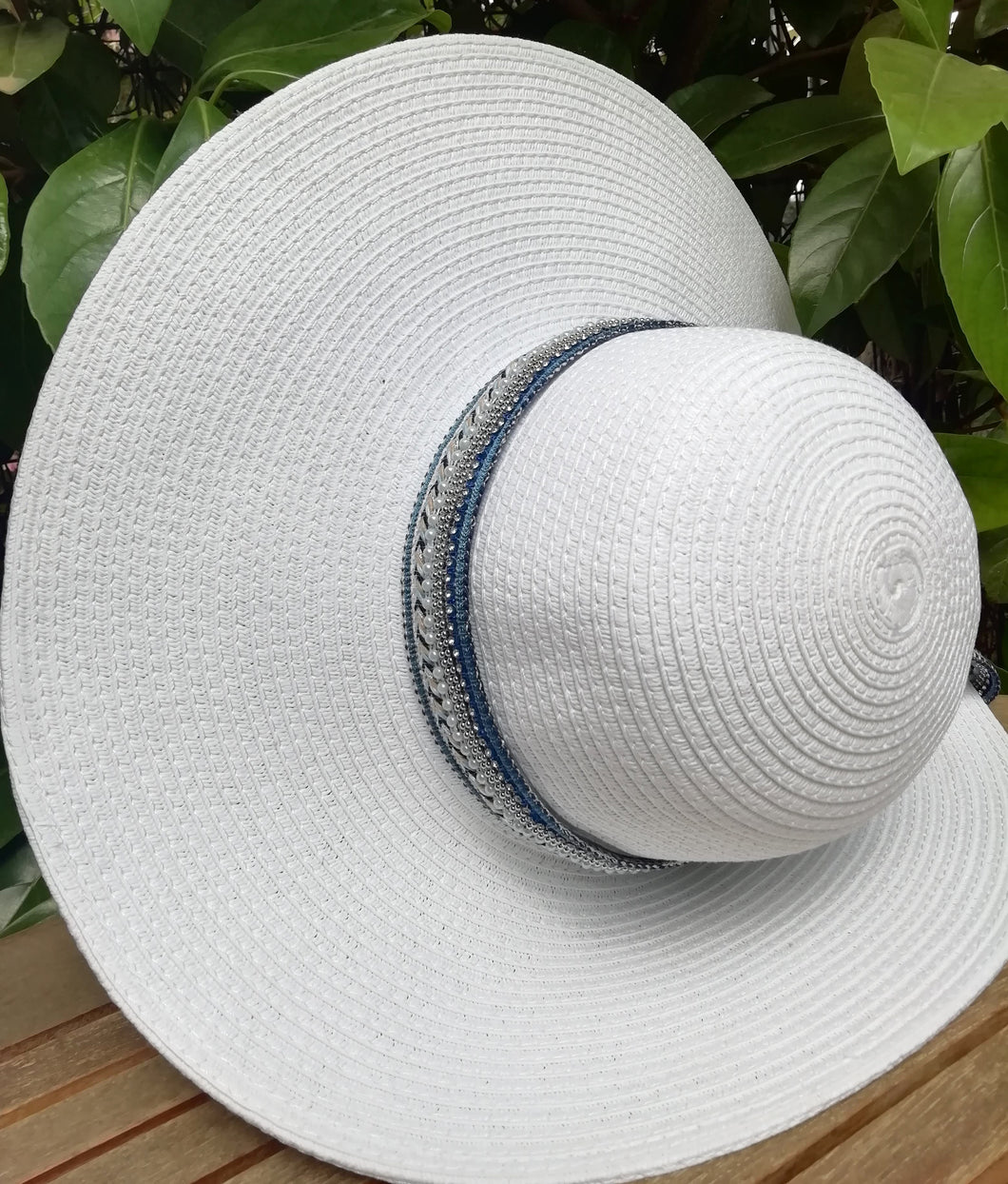 Sun Hat White & Blue
